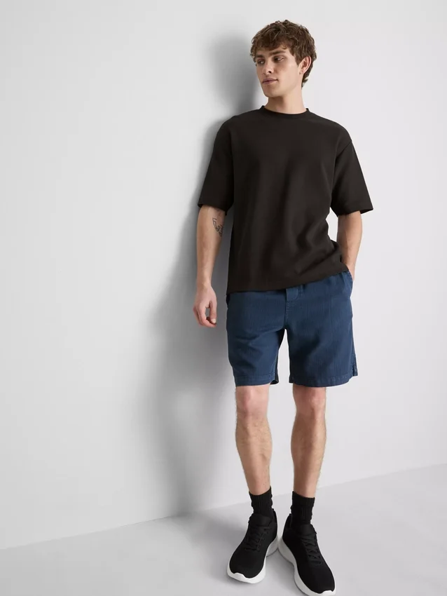 T-shirt με υφή και ευρύχωρο κόψιμο