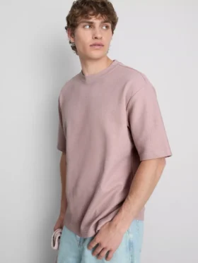 T-shirt με υφή και ευρύχωρο κόψιμο