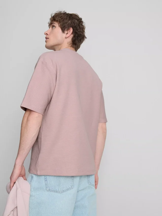 T-shirt με υφή και ευρύχωρο κόψιμο