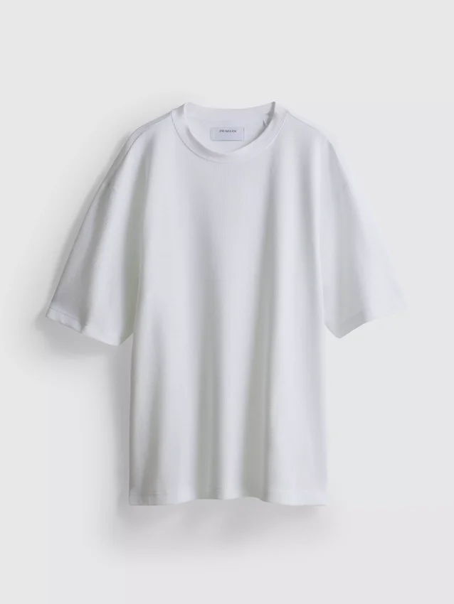 T-shirt με υφή και ευρύχωρο κόψιμο