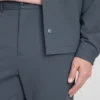 The Edit για τα παντελόνια κανονικής εφαρμογής της συλλογής