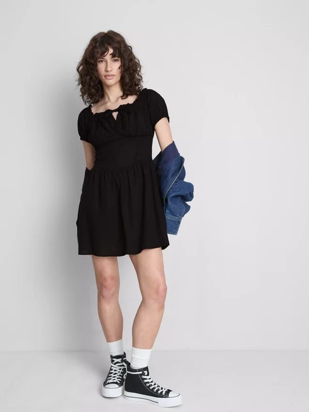 The Primark Scene | Μίνι φόρεμα κορσέ τύπου «milkmaid»