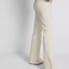The Primark Scene | Τζιν με χαμηλή μέση και φαρδιά πόδια