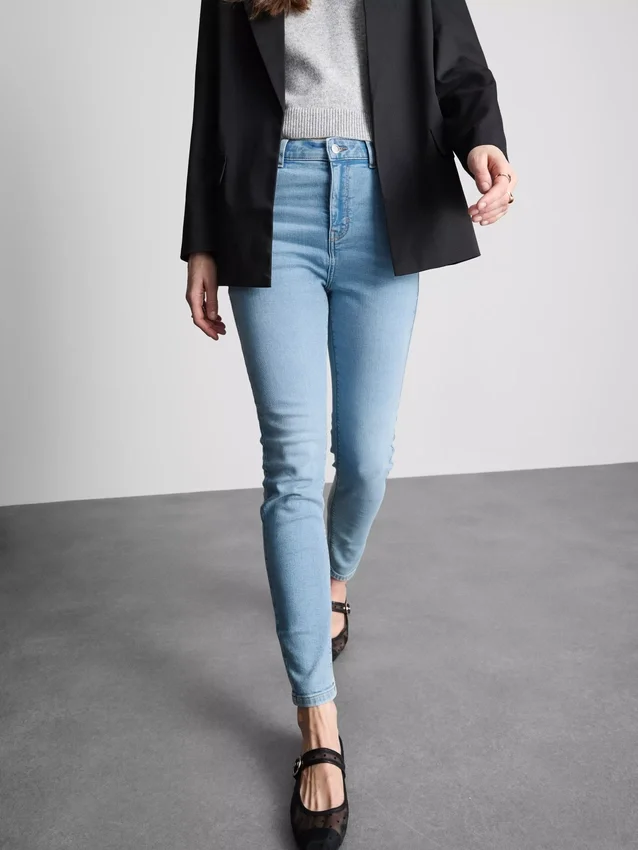 Το απόλυτο skinny τζιν με ψηλή μέση