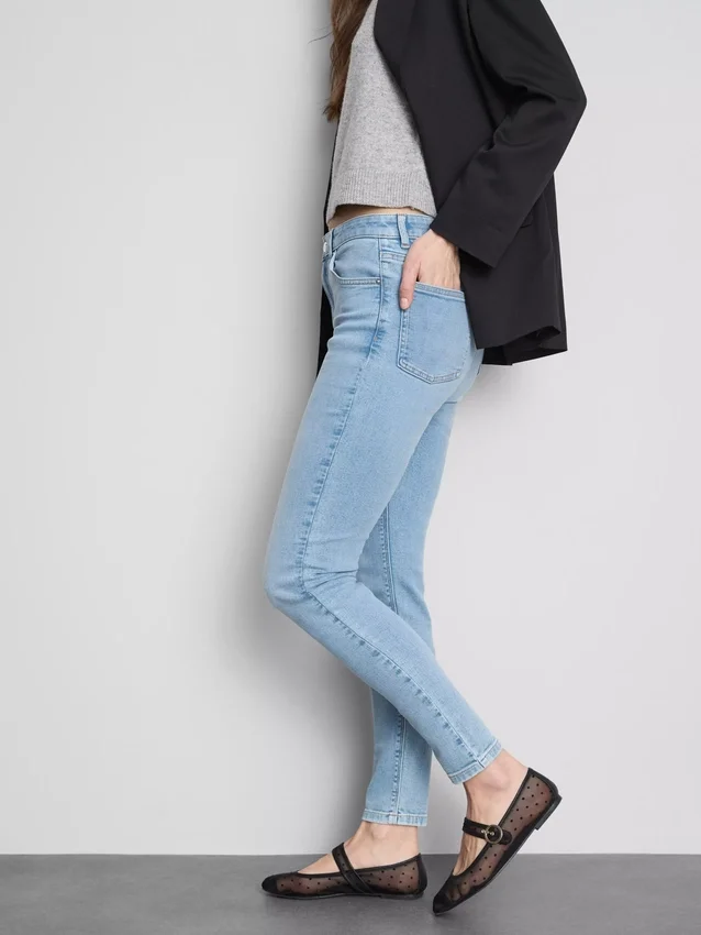 Το απόλυτο skinny τζιν με ψηλή μέση