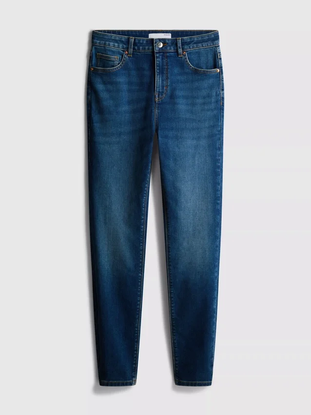 Το απόλυτο skinny τζιν με ψηλή μέση