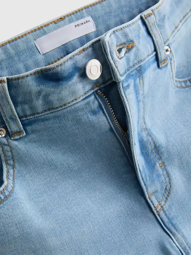 Το απόλυτο skinny τζιν με ψηλή μέση