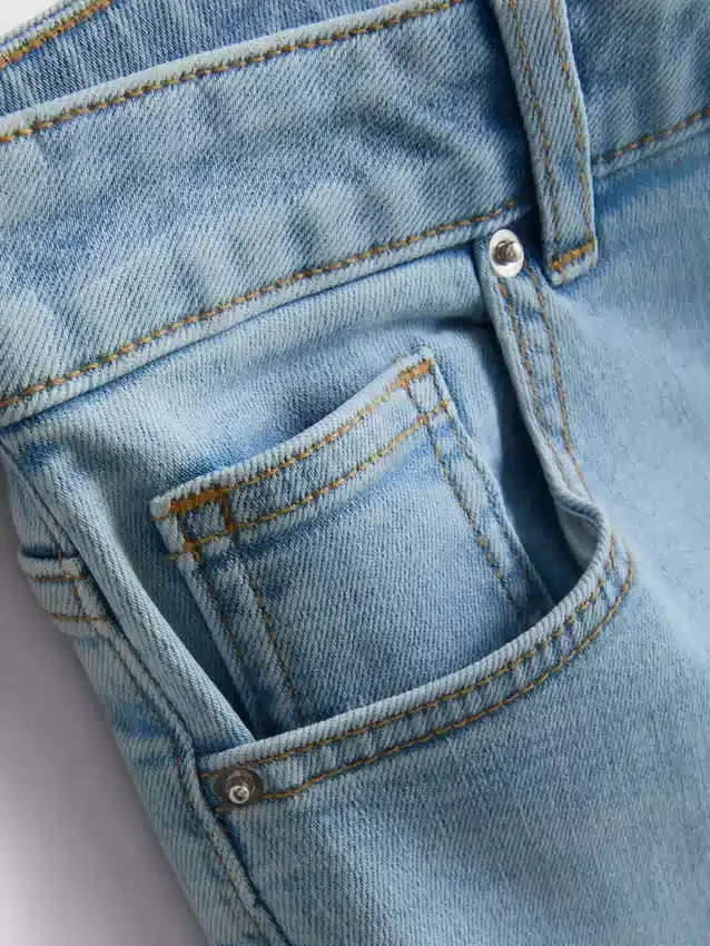 Το απόλυτο skinny τζιν με ψηλή μέση