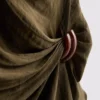 Το μπλουζάκι «The Edit Draped Hardware»