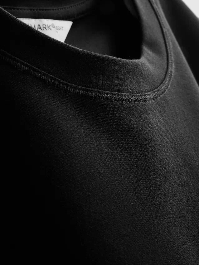 Το T-shirt The Edit με στενή εφαρμογή