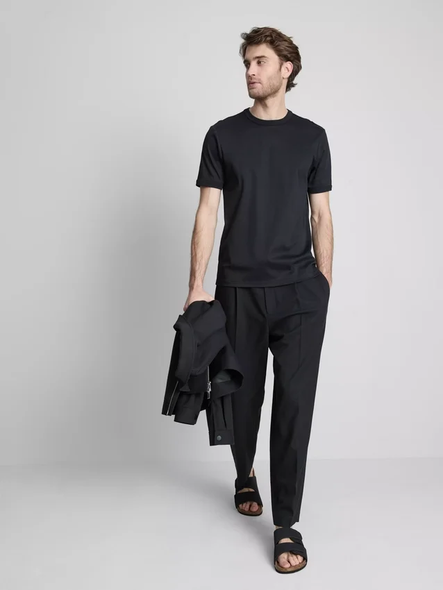 Το T-shirt «The Edit» με στενή εφαρμογή και μερσεριζέ ύφασμα