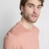 Το T-shirt «The Edit» με στενή εφαρμογή και μερσεριζέ ύφασμα