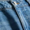 Τζιν από βαμβακερό ντένιμ με μεσαία μέση και ίσια γραμμή