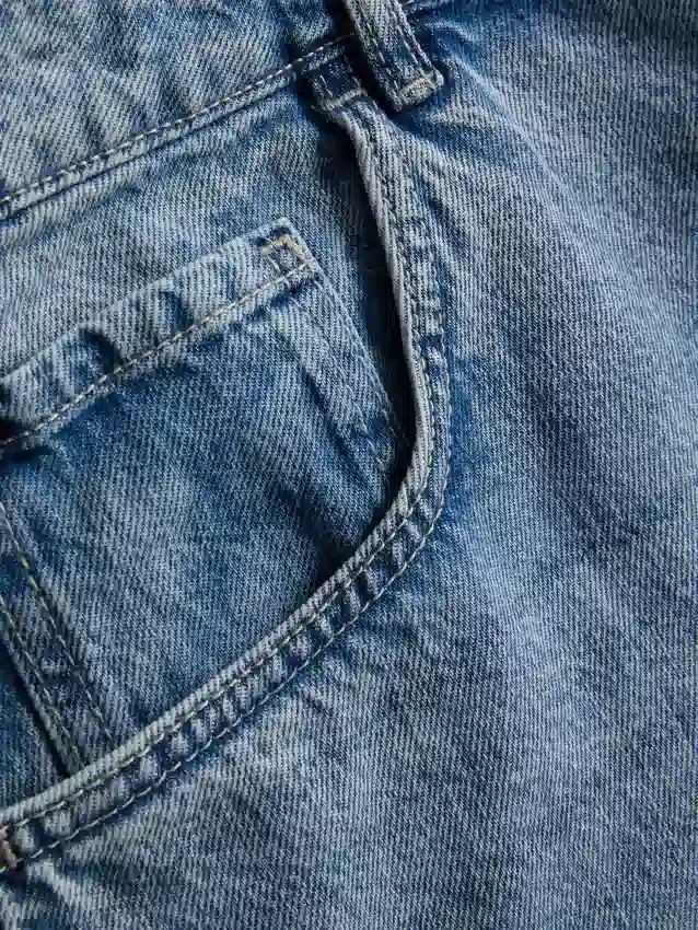 Τζιν χαλαρής εφαρμογής με μεσαίο ύψος μέσης
