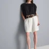 Βερμούδες με ζώνη και υφή