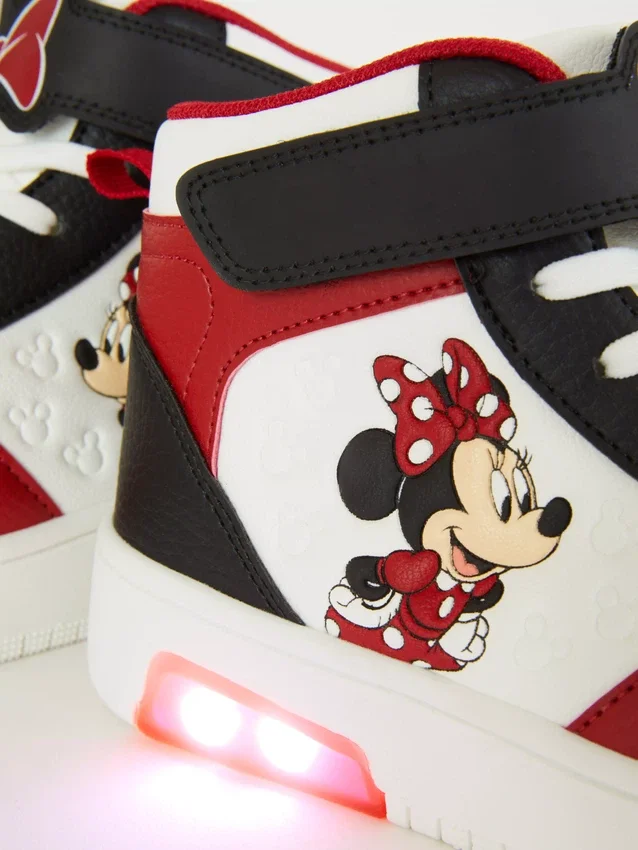 Υψηλά παπούτσια της Μίνι Μάους της Disney που ανάβουν